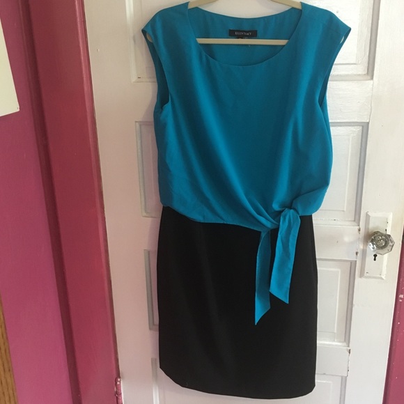 Ellen Tracy Dresses & Skirts - Ellen Tracy Blue Blouse Dress Size 12